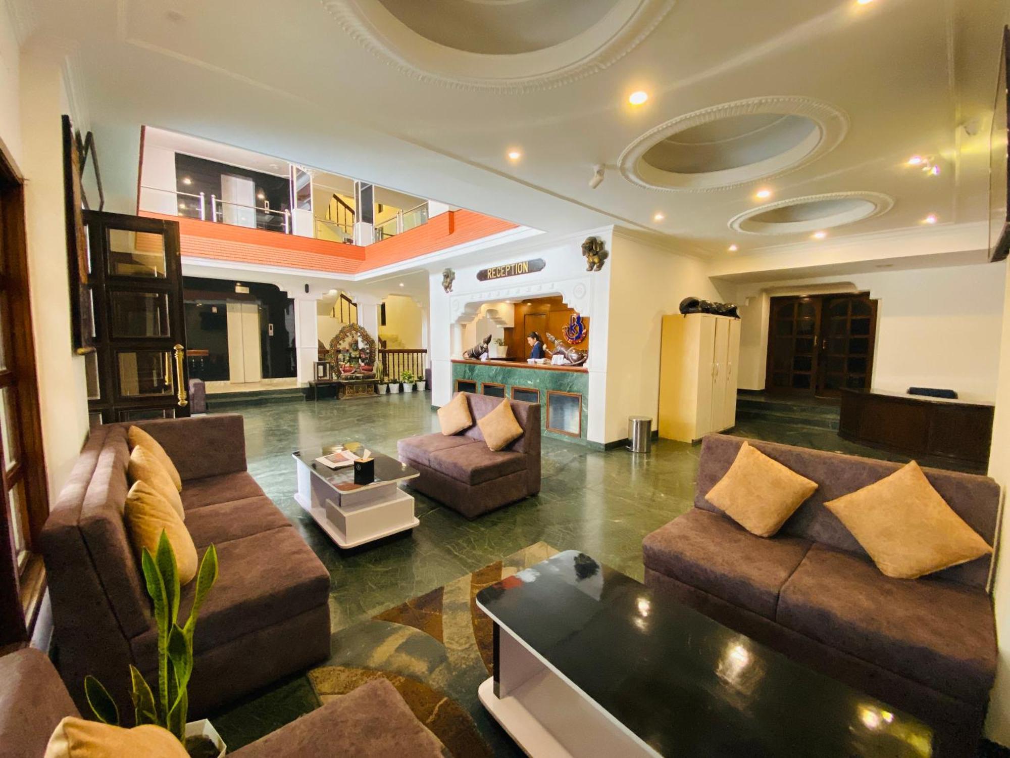 Kathmandu Business Hotel Exterior photo